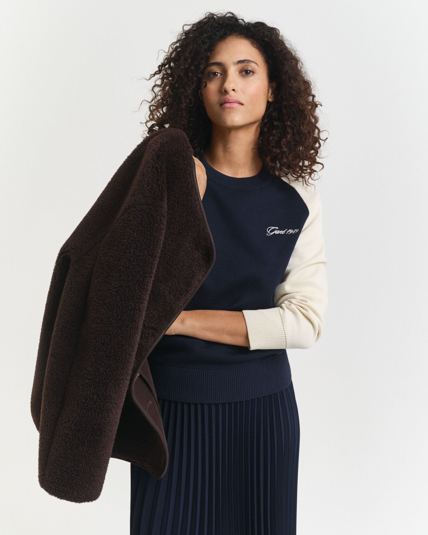 Color Blocked Crew Neck Sweater